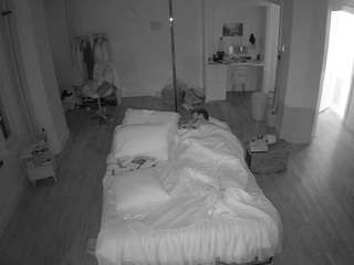 voyeurcam-celticiron-01