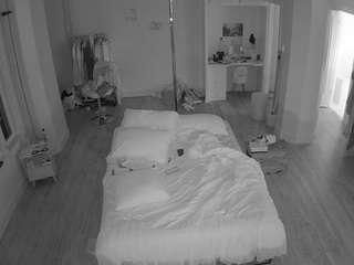 voyeurcam-celticiron-01