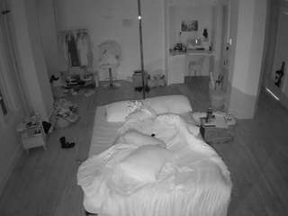 voyeurcam-celticiron-01