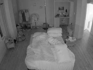 voyeurcam-celticiron-01