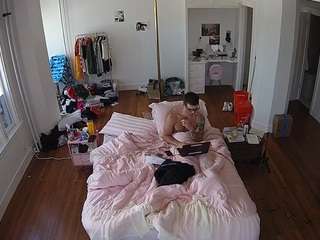 voyeurcam-celticiron-01