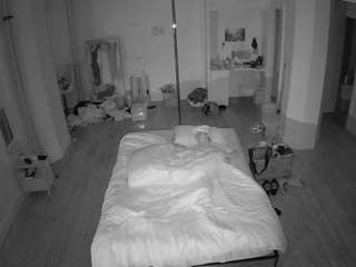 voyeurcam-celticiron-01
