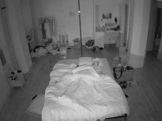 voyeurcam-celticiron-01
