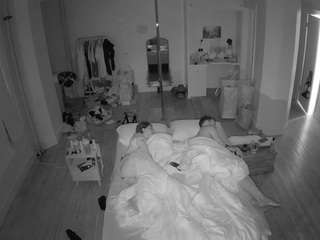 voyeurcam-celticiron-01