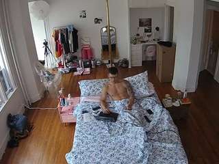 Ця модель зараз онлайн. voyeurcam-celticiron-01