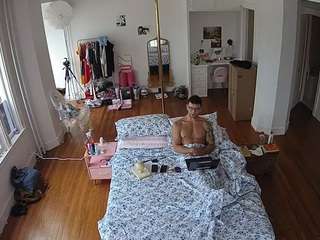 Este modelo está en vivo ahora. voyeurcam-celticiron-01