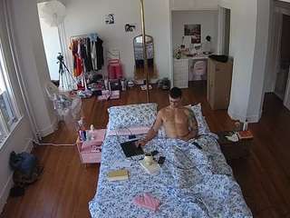 voyeurcam-CelticIRON-01