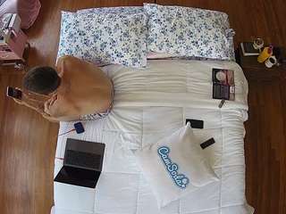 voyeurcam-celticiron-01
