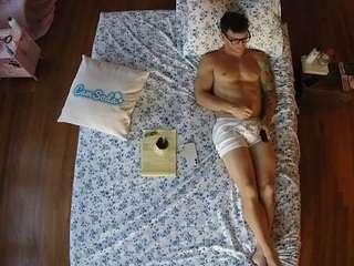 voyeurcam-celticiron-01