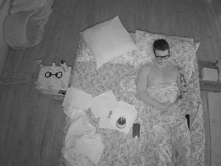 voyeurcam-celticiron-01