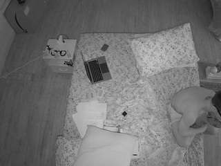 voyeurcam-CelticIRON-01