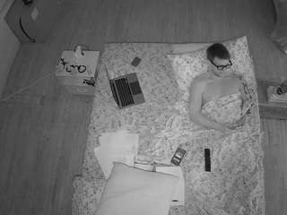 voyeurcam-CelticIRON-01