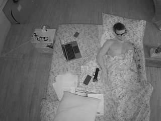 voyeurcam-CelticIRON-01