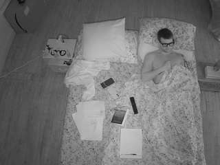 voyeurcam-celticiron-01