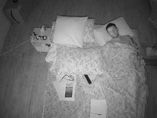 voyeurcam-celticiron-01