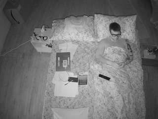 voyeurcam-celticiron-01