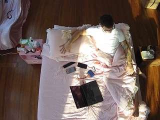 voyeurcam-celticiron-01