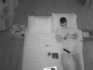 voyeurcam-CelticIRON-01