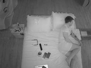 voyeurcam-celticiron-01