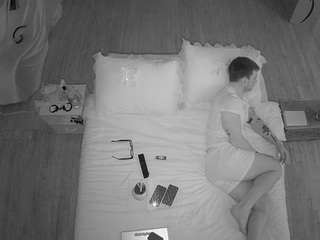 voyeurcam-celticiron-01