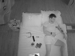 voyeurcam-CelticIRON-01