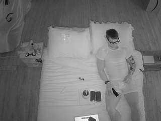 voyeurcam-celticiron-01