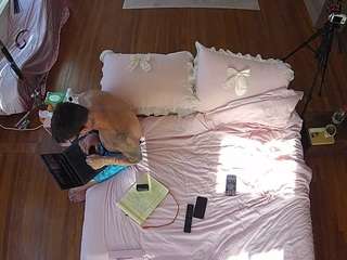 voyeurcam-celticiron-01