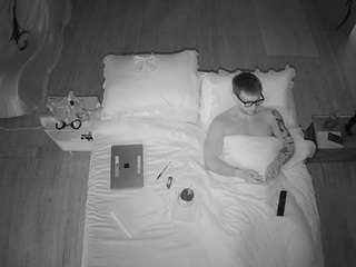 voyeurcam-celticiron-01