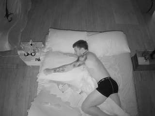 voyeurcam-celticiron-01