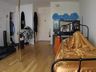 voyeurcam-CelticIRON-01's Live Sex Cam Show