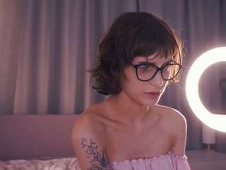 Young Althenahance - stunning, excited and ready to entertain althenahance from CamSoda