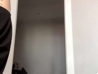 Thea live webcam show