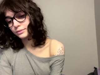 Thea live webcam show