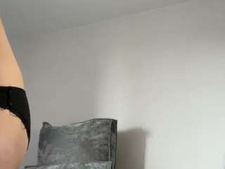 Thea live cam preview