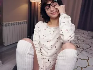 Thea's Live Sex Cam Show