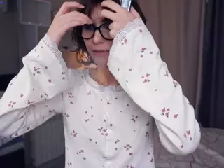 Thea's Live Sex Cam Show