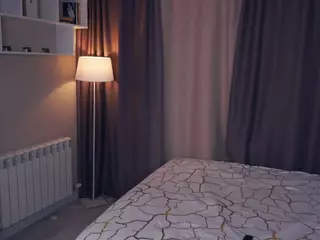 Thea's Live Sex Cam Show