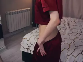 Thea's Live Sex Cam Show