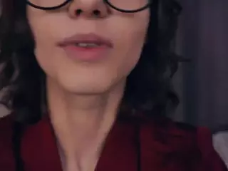 Thea's Live Sex Cam Show