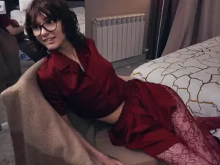 Thea's Live Sex Cam Show