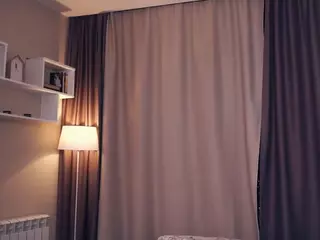 Thea's Live Sex Cam Show