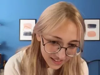 cheryl-johnson's Live Sex Cam Show