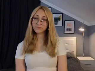 cheryl-johnson's Live Sex Cam Show