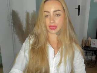 delightcoralie webcam