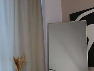 elviabaskett Live Webcam on CamSoda
