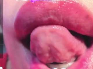  georgina-t chat room