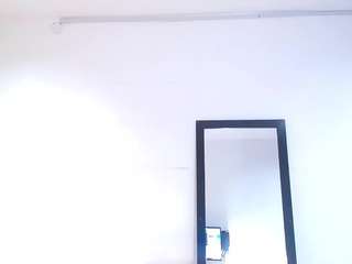 goldenn-ass1 webcam model
