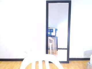 goldenn-ass1 webcam model