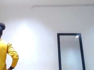 Goldenn-ass1