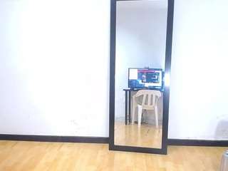 goldenn-ass1 Live Webcam on CamSoda